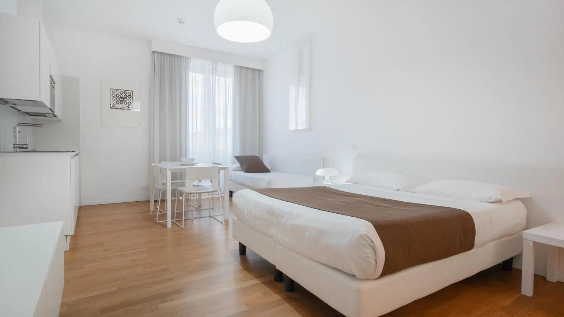 נואורו Felix Hotels - Residence Hotel Grandi Magazzini מלון דירות
