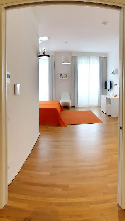 *** מלון דירות נואורו Felix Hotels - Residence Hotel Grandi Magazzini איטליה